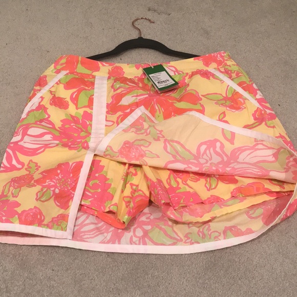 NICKI. SKORT Lilly Pulittzer - Picture 2 of 6